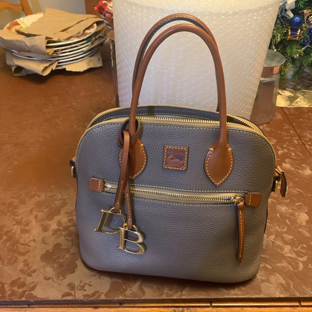 Dooney Burke small Leather Bag!